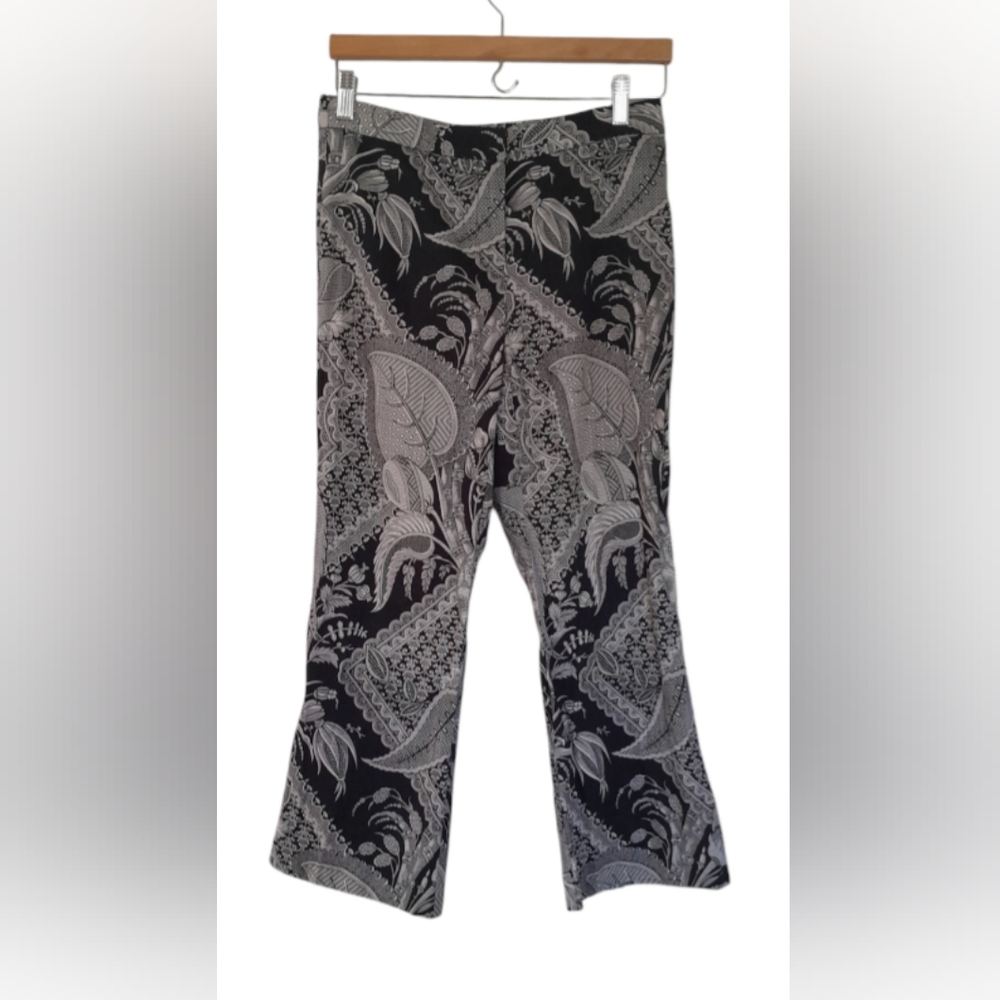 Trina Turk boho 70s Monochrome Paisley trousers festival hippie pants size 4